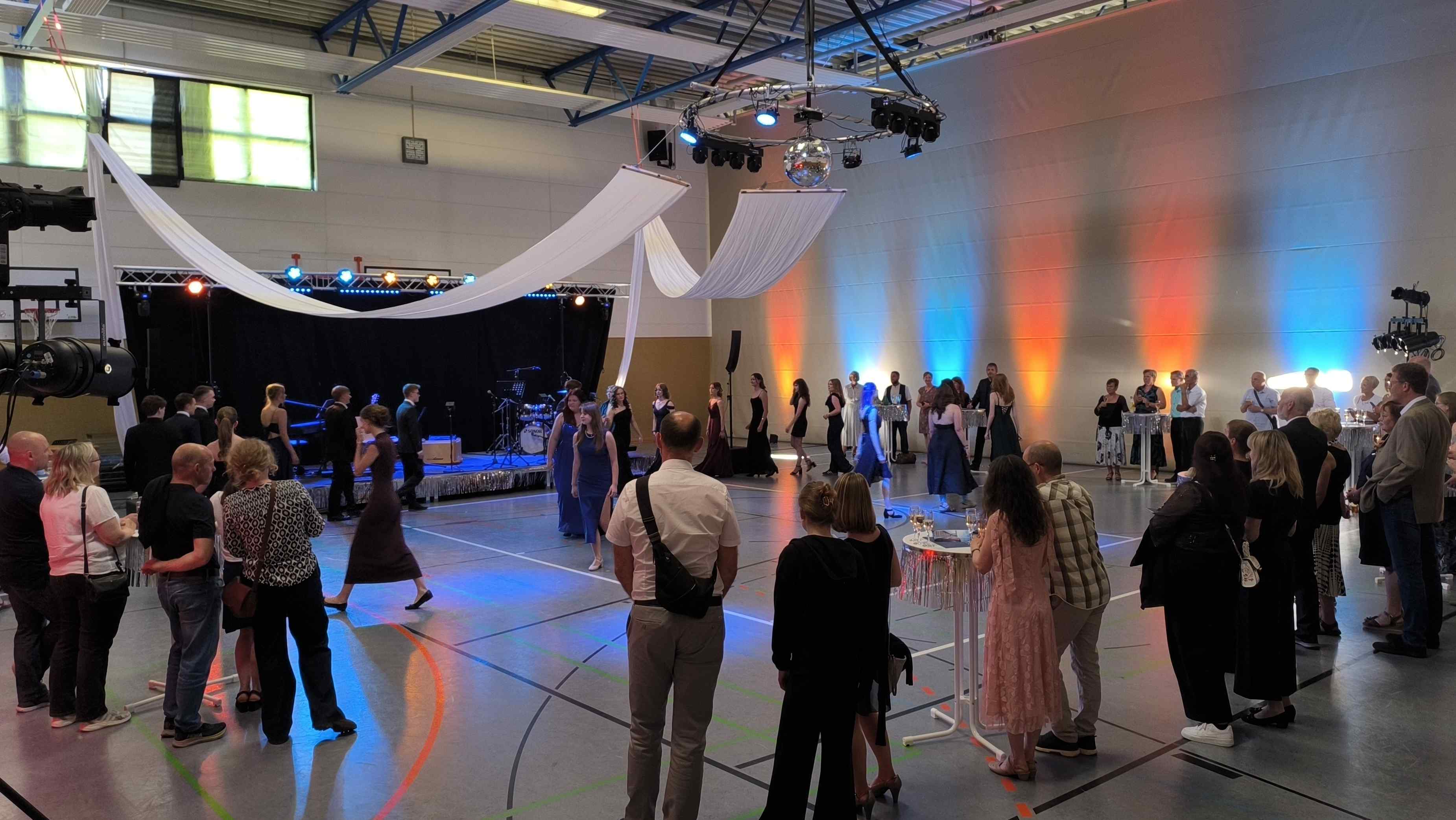 2606 prom night 03